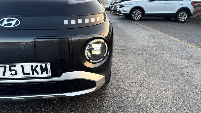 Hyundai INSTER 85kW 02 49kWh 5dr Auto Electric Hatchback